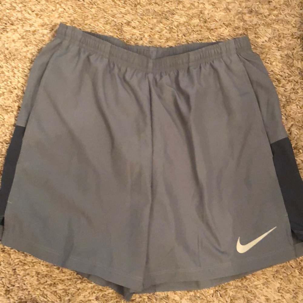 Nike Dri-Fit Flex Challenger Short 5”
